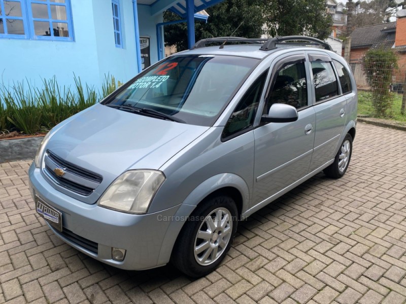 meriva 1.4 mpfi maxx 8v econo.flex 4p manual 2012 canela