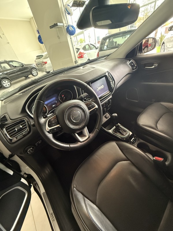 COMPASS 2.0 16V FLEX LIMITED AUTOMÁTICO - 2021 - FARROUPILHA