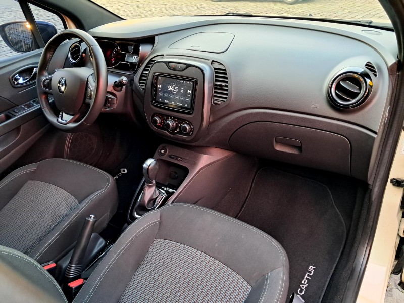 CAPTUR 1.6 LIFE 16V FLEX 4P AUTOMÁTICO - 2021 - CAXIAS DO SUL