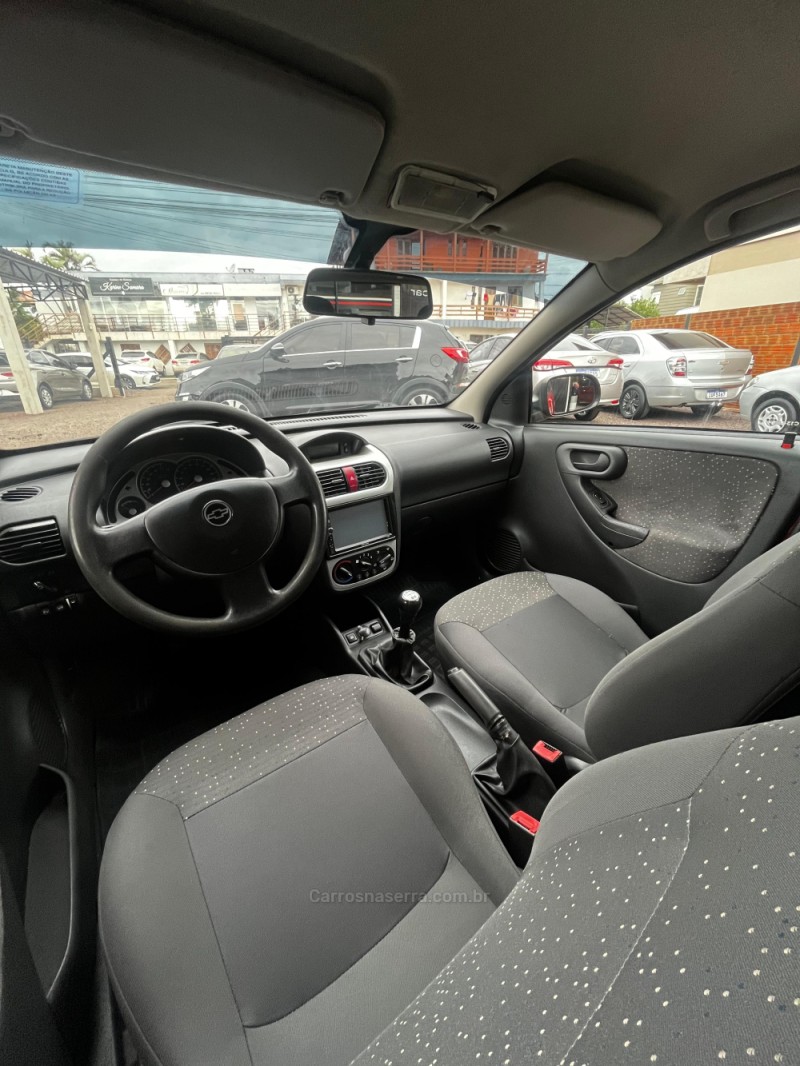 CORSA 1.4 MPFI PREMIUM 8V FLEX 4P MANUAL - 2010 - LAJEADO