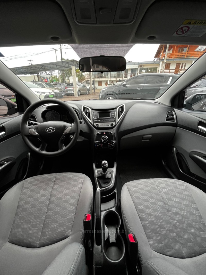 HB20S 1.6 COMFORT PLUS 16V FLEX 4P MANUAL - 2018 - LAJEADO