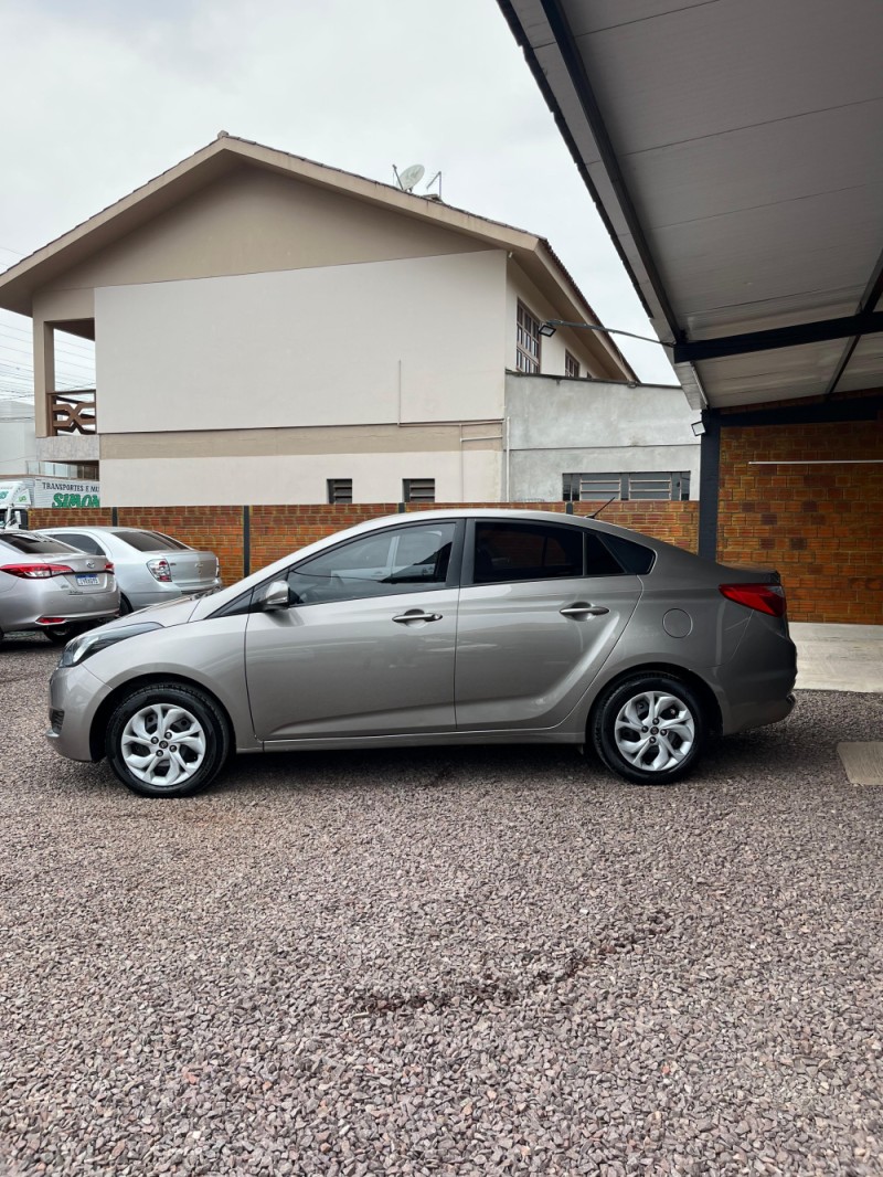 HB20S 1.6 COMFORT PLUS 16V FLEX 4P MANUAL - 2018 - LAJEADO