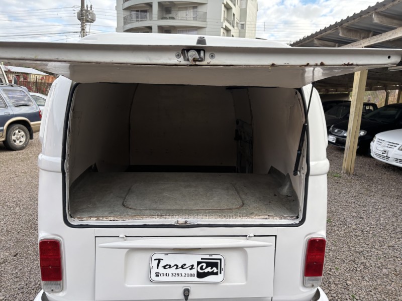 KOMBI 1.4 MI FURGÃO 8V FLEX 3P MANUAL - 2010 - ANTôNIO PRADO