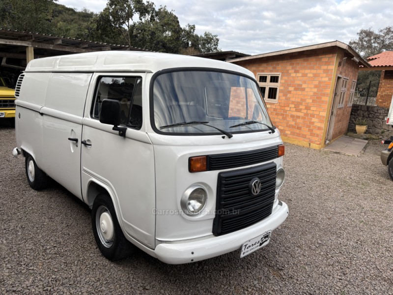 kombi 1.4 mi furgao 8v flex 3p manual 2010 antonio prado