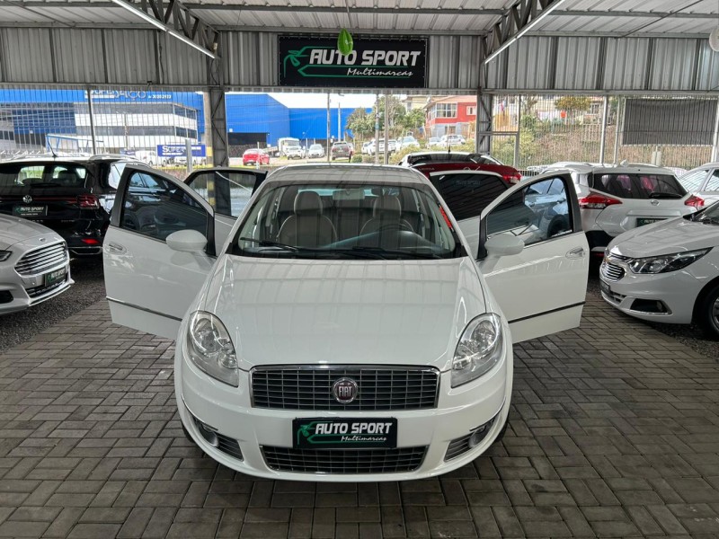 LINEA 1.8 ABSOLUTE 16V FLEX 4P AUTOMATIZADO - 2013 - CAXIAS DO SUL