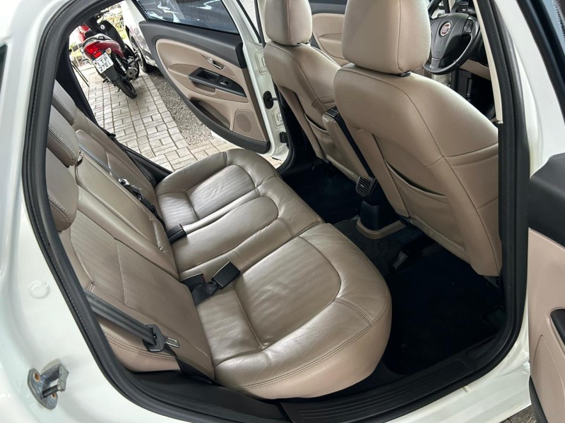 LINEA 1.8 ABSOLUTE 16V FLEX 4P AUTOMATIZADO - 2013 - CAXIAS DO SUL