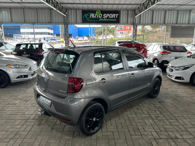 FOX 1.6 MI PRIME 8V FLEX 4P AUTOMATIZADO - 2011 - CAXIAS DO SUL