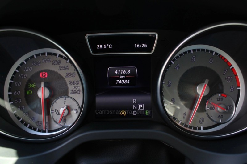 GLA 200 1.6 CGI VISION 16V TURBO GASOLINA 4P AUTOMÁTICO - 2015 - CAXIAS DO SUL