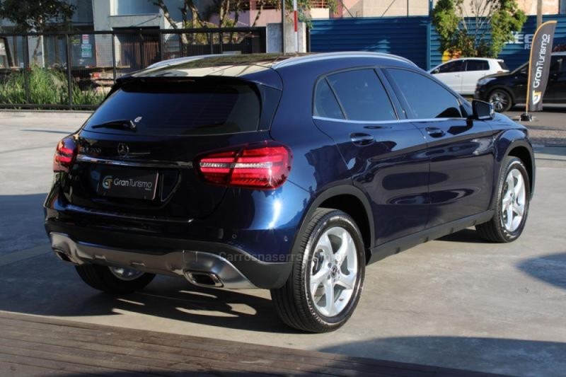 GLA 200 1.6 CGI ADVANCE 16V TURBO GASOLINA 4P AUTOMÁTICO - 2018 - CAXIAS DO SUL