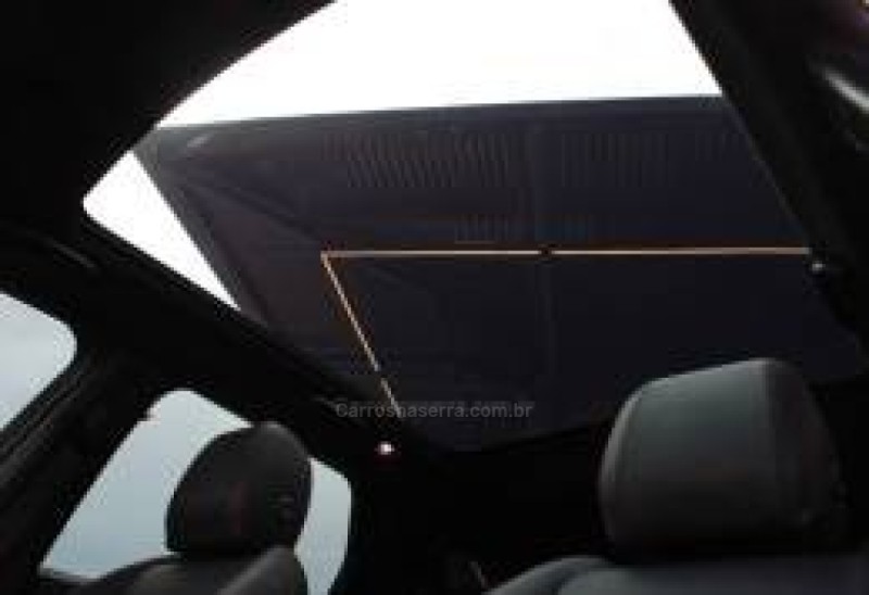 DISCOVERY SPORT 2.0 P250 R-DYNAMIC SE TURBO FLEX 4P AUTOMÁTICO - 2021 - CAXIAS DO SUL