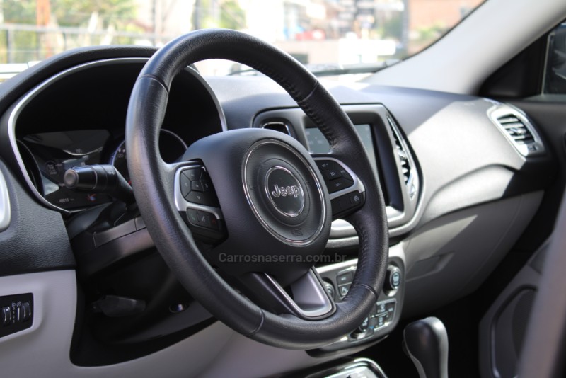 COMPASS 2.0 16V DIESEL LONGITUDE 4X4 AUTOMÁTICO - 2019 - CAXIAS DO SUL