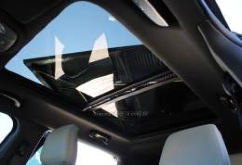 COMMANDER 1.3 OVERLAND T270 16V 4X2 TURBO FLEX 4P AUTOMÁTICO - 2023 - CAXIAS DO SUL