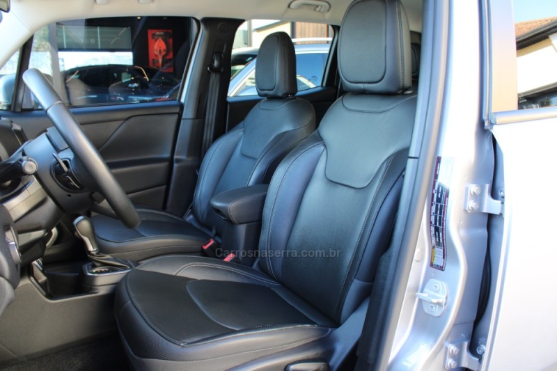 RENEGADE 1.8 16V FLEX LONGITUDE 4P AUTOMÁTICO - 2021 - CAXIAS DO SUL