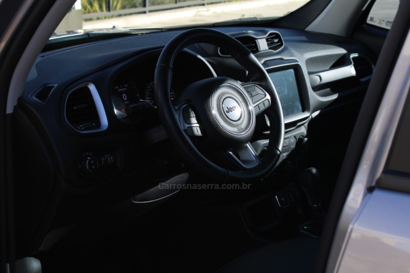 RENEGADE 1.8 16V FLEX LONGITUDE 4P AUTOMÁTICO - 2021 - CAXIAS DO SUL