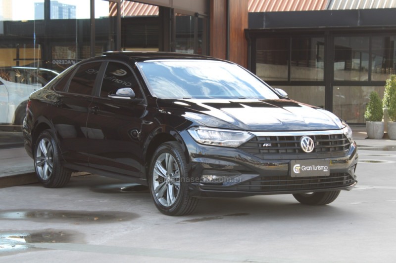 JETTA 1.4 R-LINE 250 16V TSI FLEX 4P AUTOMÁTICO - 2020 - CAXIAS DO SUL