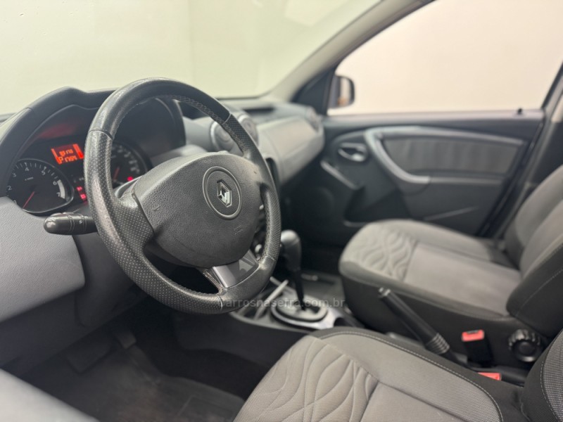 DUSTER 2.0 TECH ROAD 4X2 16V FLEX 4P AUTOMÁTICO - 2015 - CARLOS BARBOSA