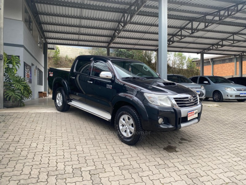 hilux 3.0 srv 4x4 cd 16v turbo intercooler diesel 4p automatico 2013 caxias do sul