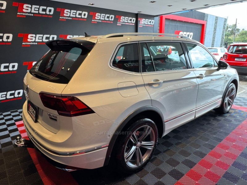 TIGUAN 2.0 ALLSPACE R-LINE 300 TSI GASOLINA 4P AUTOMÁTICO - 2020 - PASSO FUNDO