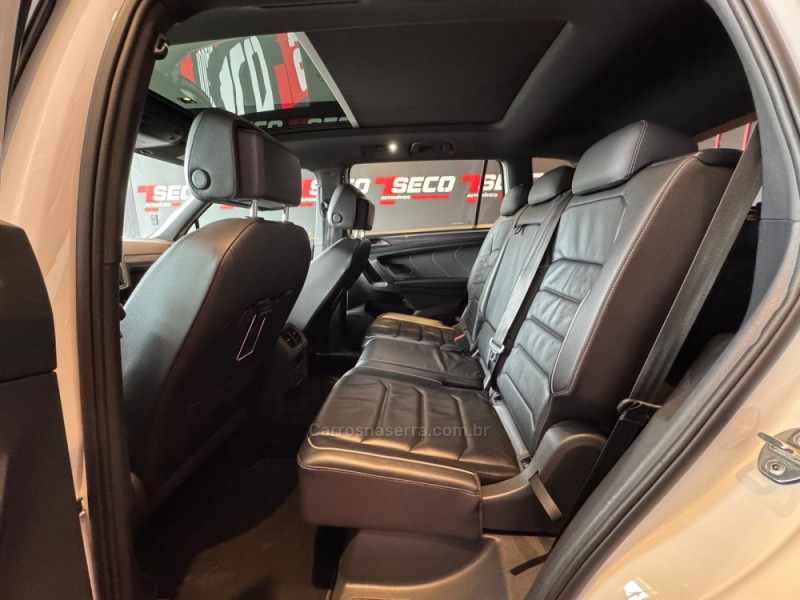 TIGUAN 2.0 ALLSPACE R-LINE 300 TSI GASOLINA 4P AUTOMÁTICO - 2020 - PASSO FUNDO