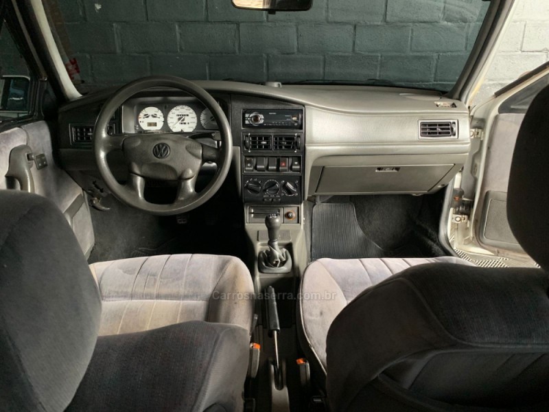SANTANA 1.8 CL 8V GASOLINA 4P MANUAL - 1996 - CAXIAS DO SUL