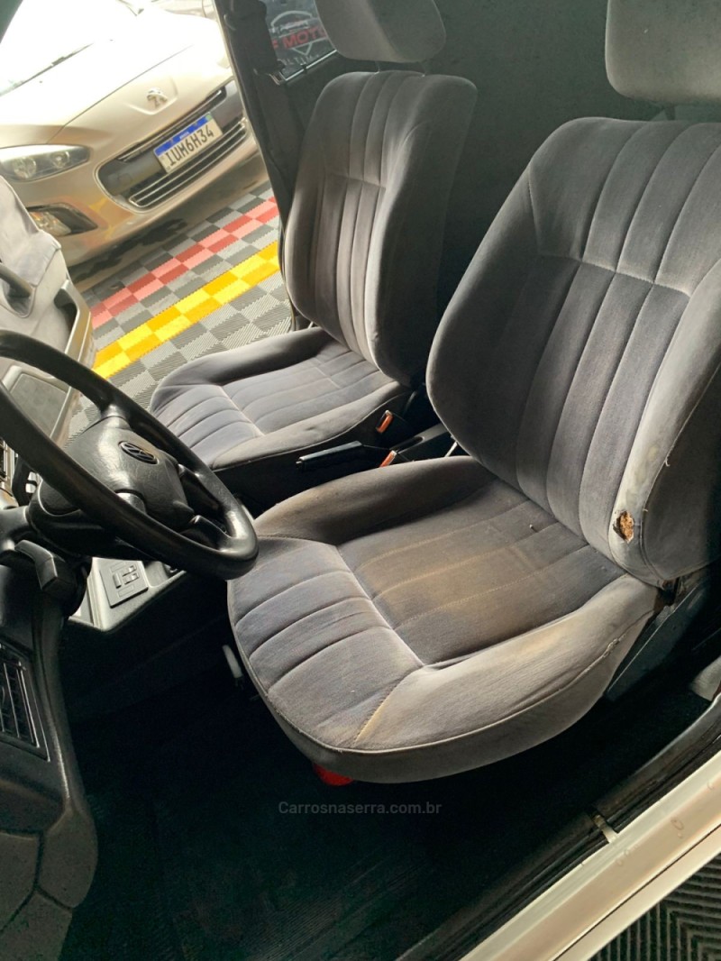 SANTANA 1.8 CL 8V GASOLINA 4P MANUAL - 1996 - CAXIAS DO SUL