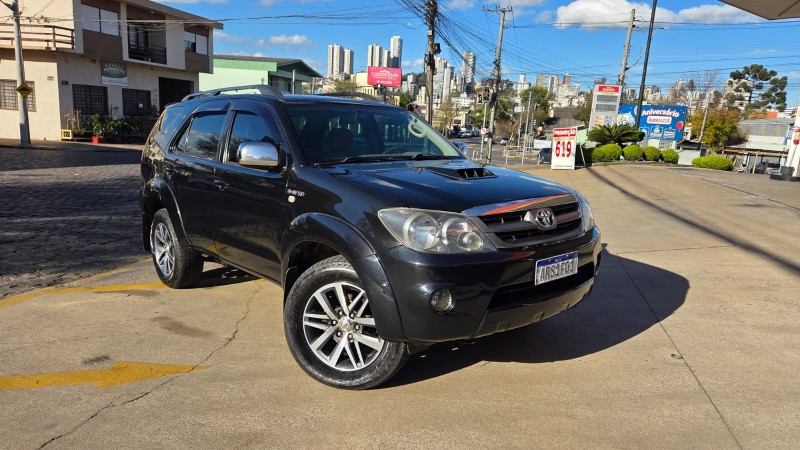 HILUX SW4 3.0 SRV 4X4 16V TURBO INTERCOOLER DIESEL 4P AUTOMÁTICO - 2007 - CAXIAS DO SUL