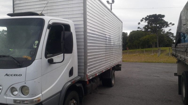 ACCELO 915 C - 2010 - CAXIAS DO SUL