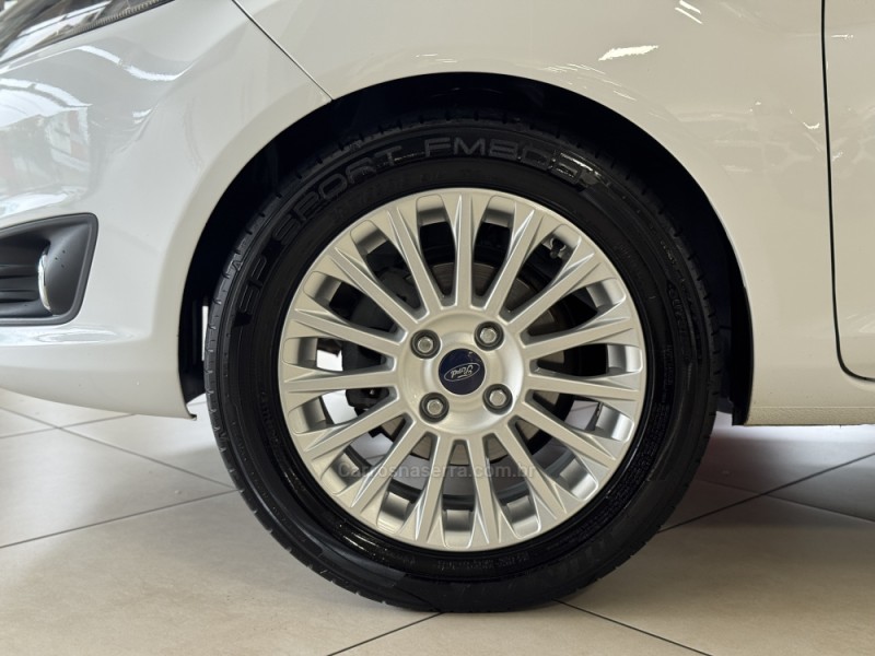 FIESTA 1.6 TITANIUM HATCH 16V FLEX 4P AUTOMÁTICO - 2014 - FLORES DA CUNHA
