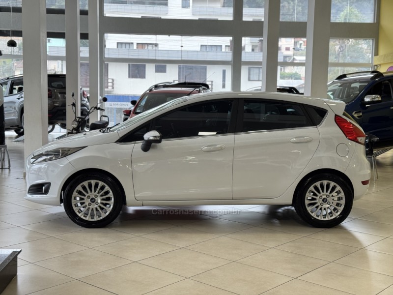 FIESTA 1.6 TITANIUM HATCH 16V FLEX 4P AUTOMÁTICO - 2014 - FLORES DA CUNHA