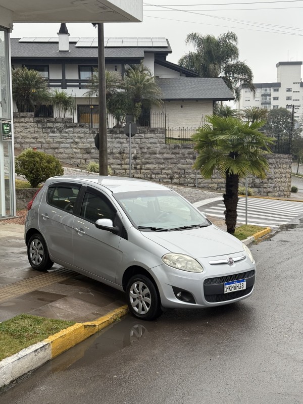 PALIO 1.0 MPI ATTRACTIVE 8V FLEX 4P MANUAL - 2013 - FARROUPILHA