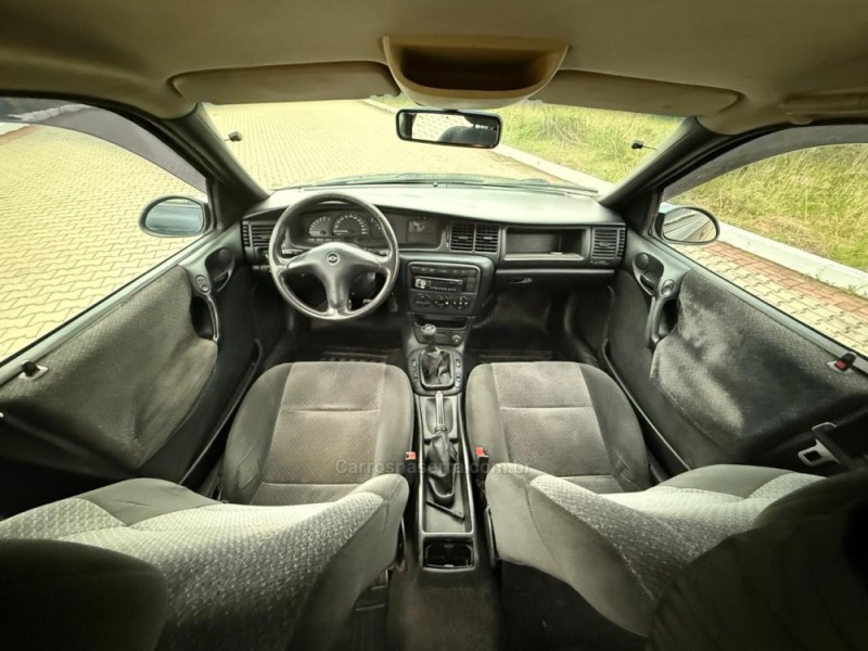 VECTRA 2.0 MPFI GLS 8V GASOLINA 4P MANUAL - 2000 - IVOTI