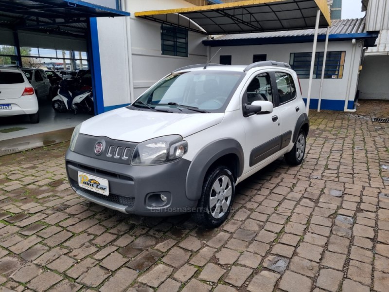 UNO 1.0 EVO WAY 8V FLEX 4P MANUAL - 2013 - VACARIA