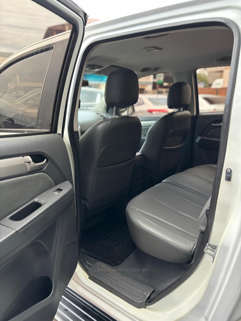 S10 2.8 LT 4X4 CD 16V TURBO DIESEL 4P AUTOMÁTICO - 2013 - LAJEADO