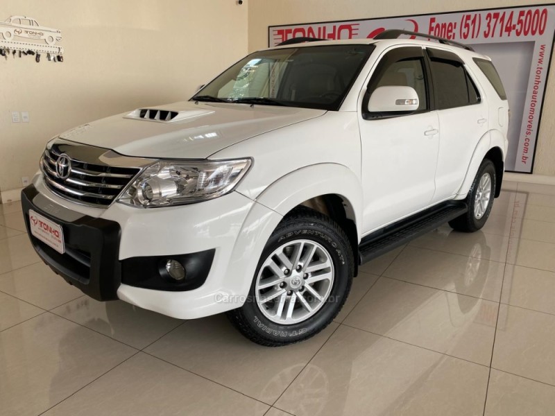 hilux sw4 3.0 srv 4x4 16v turbo intercooler diesel 4p automatico 2015 lajeado