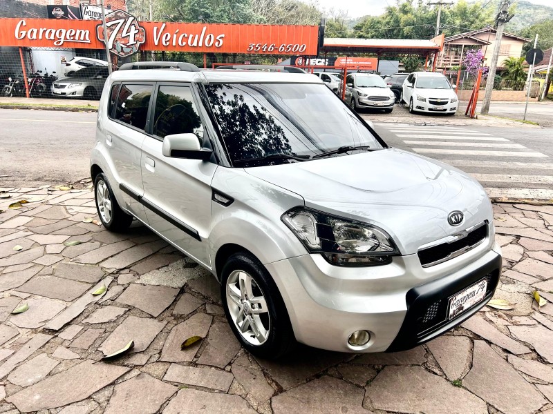 SOUL 1.6 EX 16V GASOLINA 4P AUTOMÁTICO - 2011 - TRêS COROAS