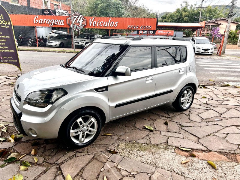 soul 1.6 ex 16v gasolina 4p automatico 2011 tres coroas
