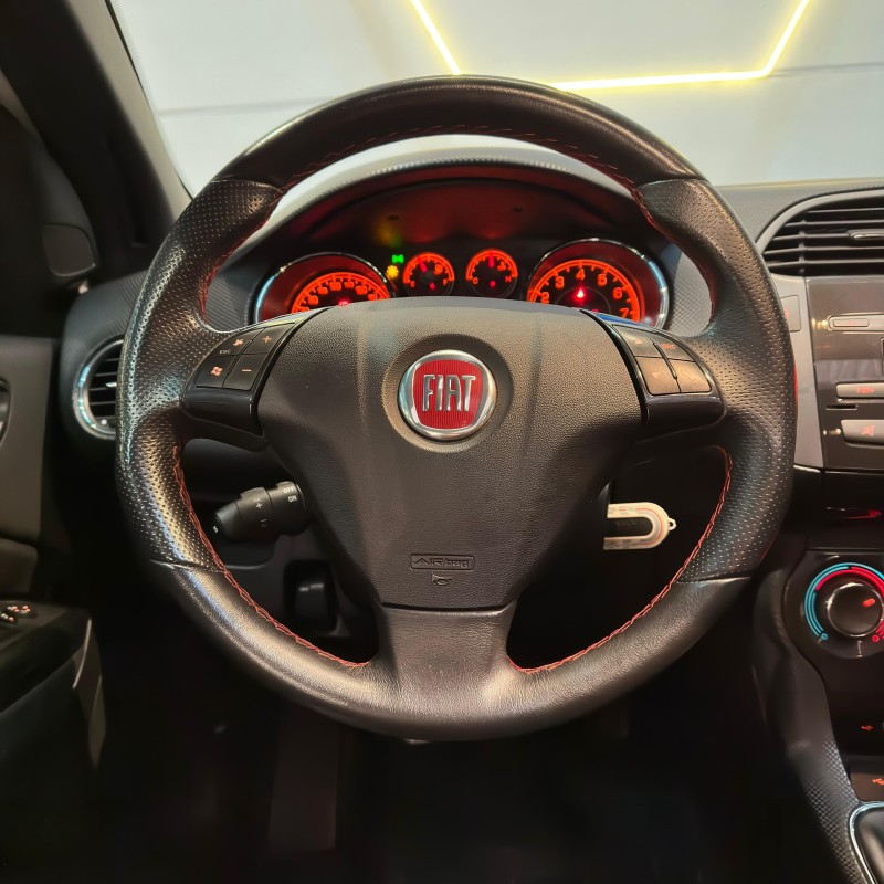 BRAVO 1.8 SPORTING 16V FLEX 4P MANUAL - 2014 - CAXIAS DO SUL
