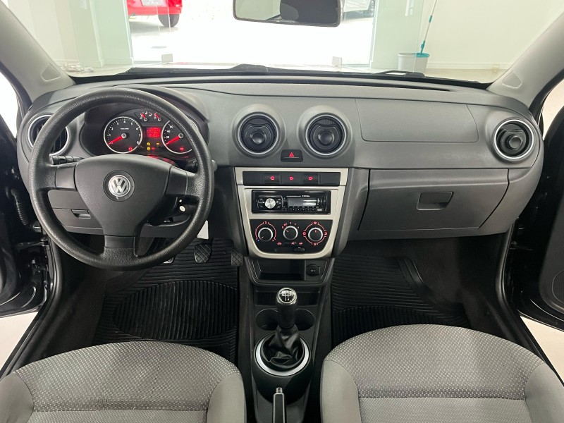 VOYAGE 1.0 MI TRENDLINE 8V FLEX 4P MANUAL - 2012 - BENTO GONçALVES