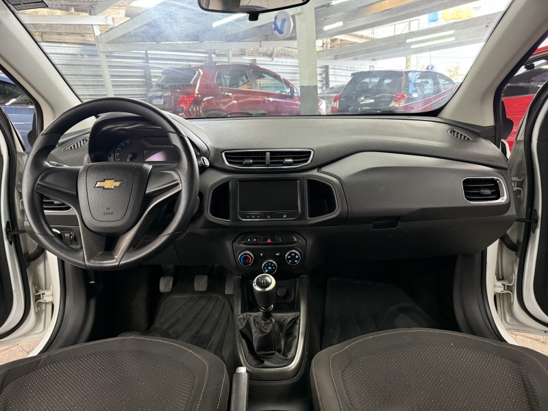 ONIX 1.4 MPFI LT 8V FLEX 4P MANUAL - 2013 - CAXIAS DO SUL