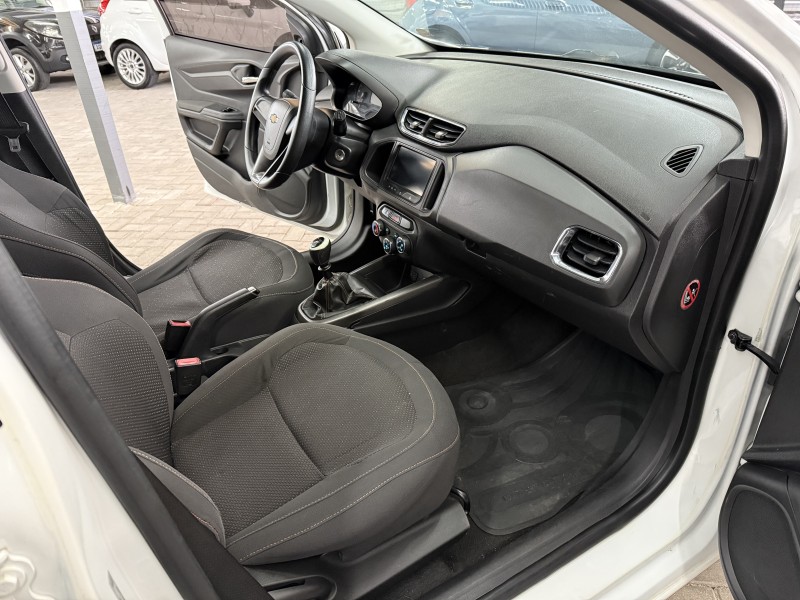 ONIX 1.4 MPFI LT 8V FLEX 4P MANUAL - 2013 - CAXIAS DO SUL
