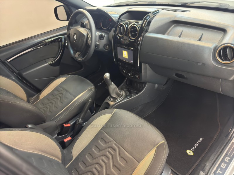DUSTER 1.6 DAKAR 4X2 16V FLEX 4P MANUAL - 2016 - BOM RETIRO DO SUL