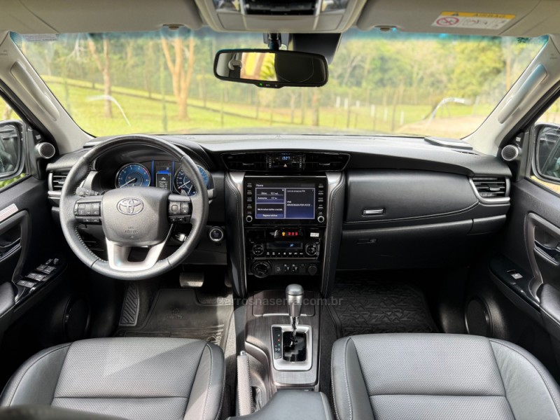 HILUX SW4 2.8 SRX 4X4 16V TURBO INTERCOOLER DIESEL 4P AUTOMÁTICO - 2023 - CARLOS BARBOSA