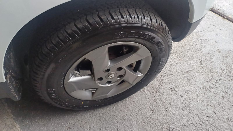 DUSTER 2.0 DYNAMIQUE 4X4 16V FLEX 4P MANUAL - 2014 - CAXIAS DO SUL