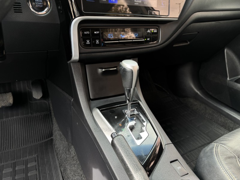 COROLLA 2.0 XEI 16V FLEX 4P AUTOMÁTICO - 2019 - CASCA
