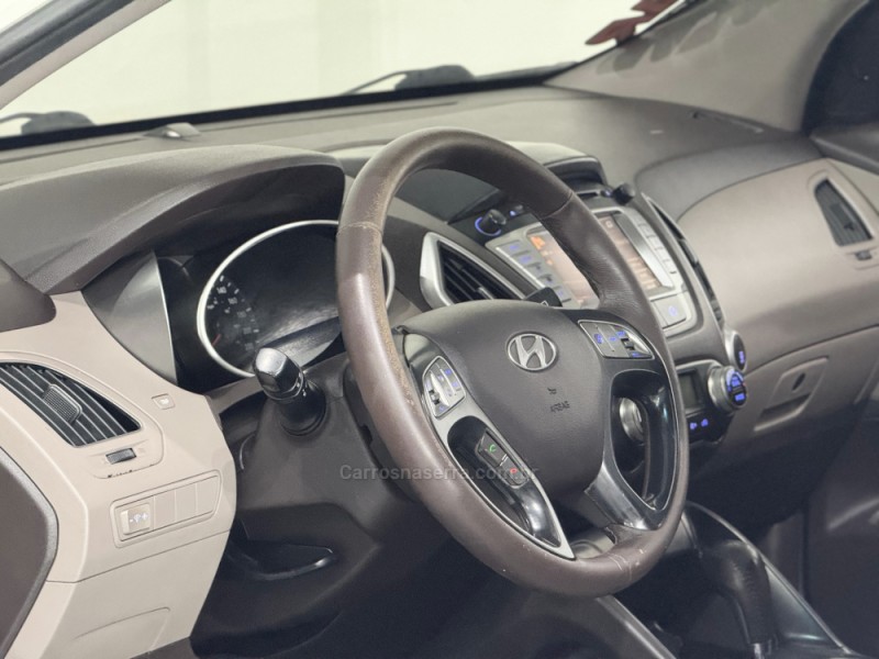 IX35 2.0 MPFI GLS 4X2 16V GASOLINA 4P AUTOMÁTICO - 2012 - ESTâNCIA VELHA