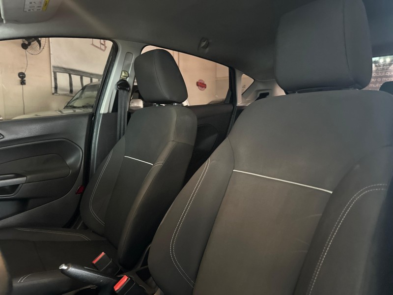FIESTA 1.5 SE HATCH 16V FLEX 4P MANUAL - 2014 - CAXIAS DO SUL