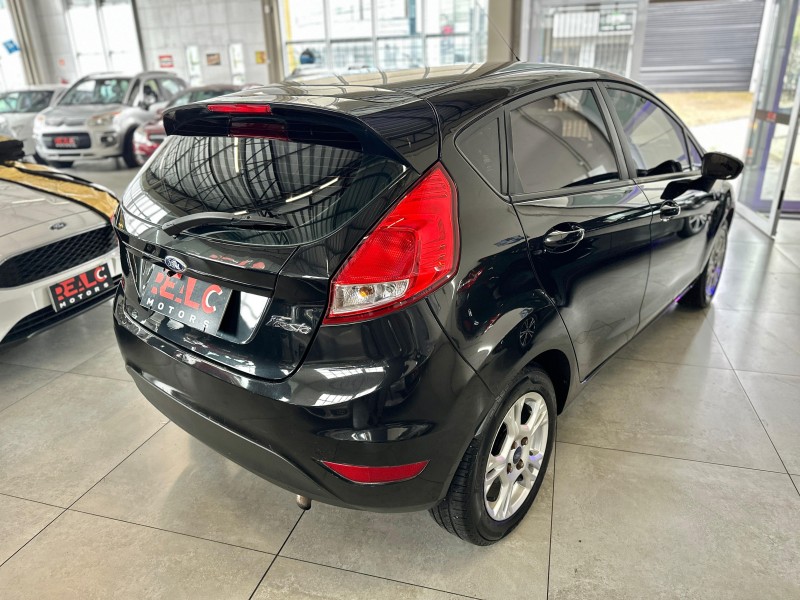 FIESTA 1.5 SE HATCH 16V FLEX 4P MANUAL - 2014 - CAXIAS DO SUL