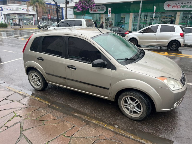 FIESTA 1.0 MPI CLASS 8V FLEX 4P MANUAL - 2010 - FLORES DA CUNHA