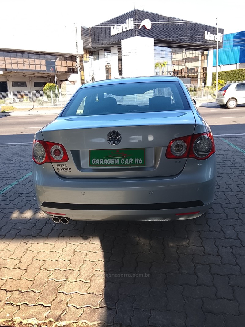 JETTA 2.5 I 20V 170CV GASOLINA 4P TIPTRONIC - 2009 - CAXIAS DO SUL