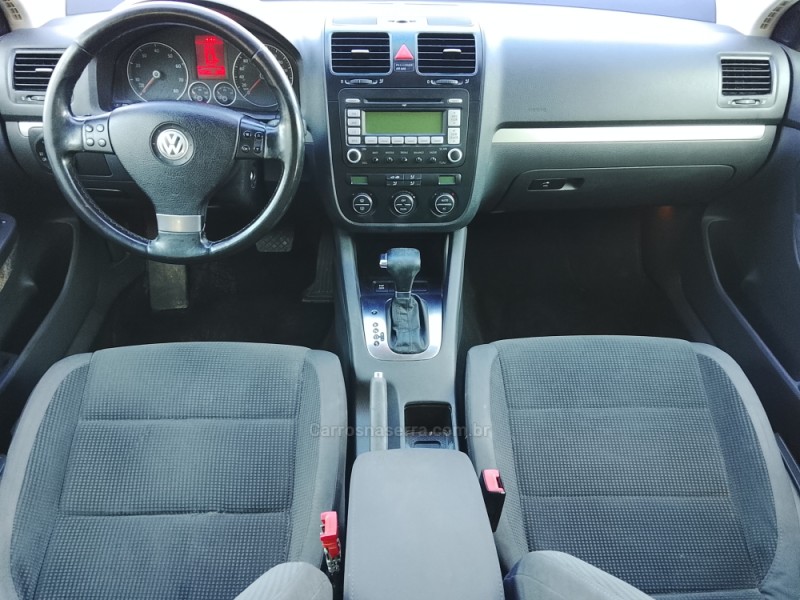 JETTA 2.5 I 20V 170CV GASOLINA 4P TIPTRONIC - 2009 - CAXIAS DO SUL